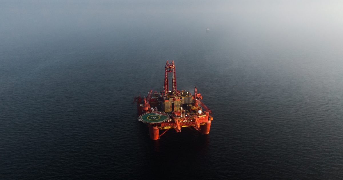 Phel Rigs Case Study: PBLJ - Delivering a Smooth Rig Transition - Dolphin Drilling